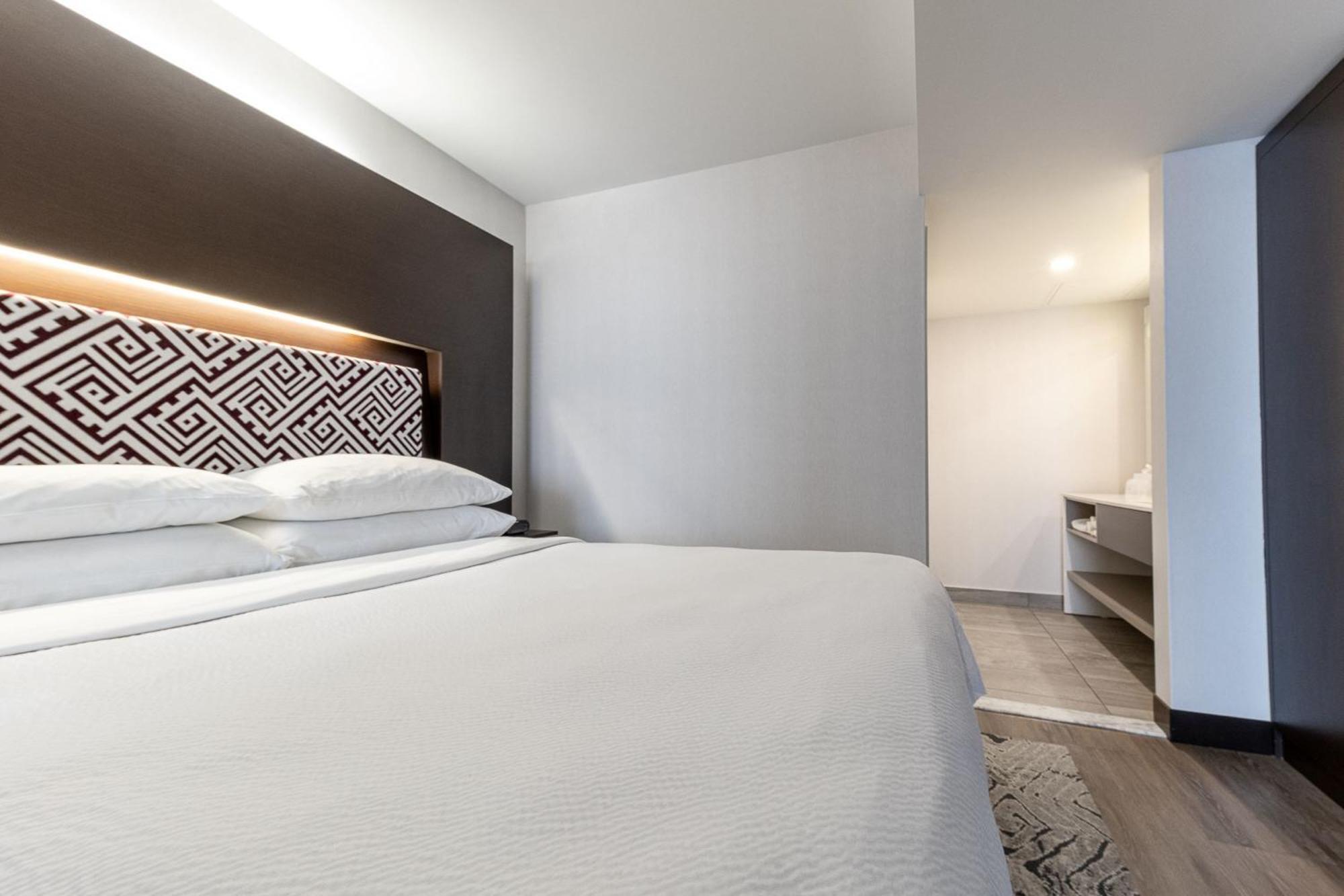 Four Points By Sheraton Levis Convention Centre Zewnętrze zdjęcie